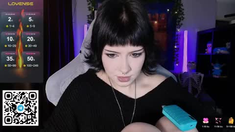 Tori online show from 04-17-26, 08:06