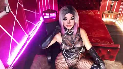 Snapshot of _hailyourqueenx chatting on 09-30-25, 08:58 GoDDess Chloe online show from 09-30-25, 08:58