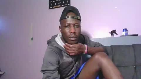 _hairlyboy online show from 11-08-25, 02:28