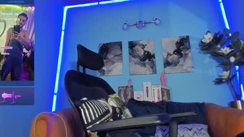 Snapshot of _hairybeard_ chatting on 10-09-25, 08:18 Mathews online show from 10-09-25, 08:18