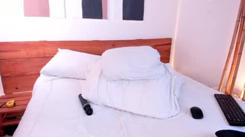 Snapshot of _hanna_johnson_ chatting on 01-01-25, 06:58 Hanna johnson online show from 01-01-25, 06:58