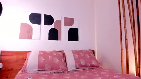 Snapshot of _hanna_johnson_ chatting on 01-04-25, 09:32 Hanna johnson online show from 01-04-25, 09:32