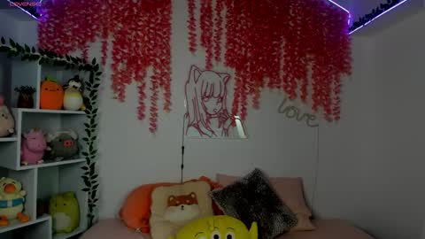 Hanna Botero online show from 10-20-25, 06:41