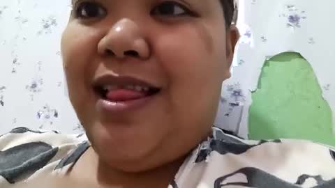 _hershey003 online show from 09-08-25, 11:48