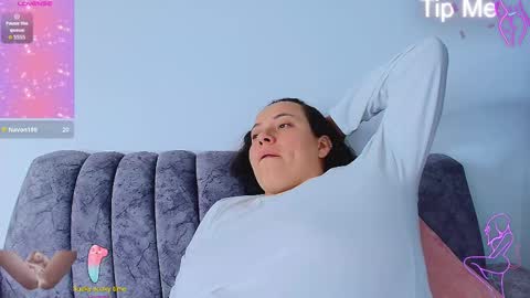 Honey online show from 10-18-25, 03:46