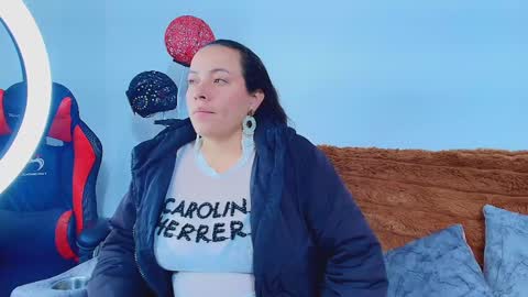 Snapshot of _honey1_ chatting on 11-16-25, 12:33 Honey online show from 11-16-25, 12:33