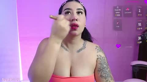 Snapshot of _hooly chatting on 01-10-25, 02:34 CATALINA G online show from 01-10-25, 02:34