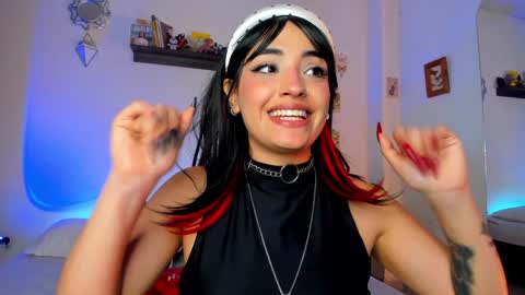 Jenn  online show from 01-07-25, 01:49