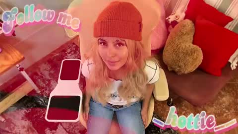 _hottie__ online show from 02-15-25, 11:36