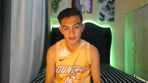 Snapshot of _hungry_cock_ chatting on 03-20-26, 12:10 AUSTINE online show from 03-20-26, 12:10