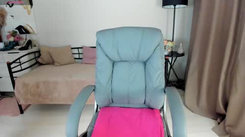 Ida online show from 02-04-25, 01:02