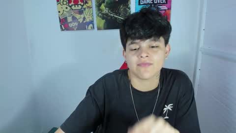 Snapshot of _ian_sweet chatting on 11-25-25, 07:25 ian online show from 11-25-25, 07:25