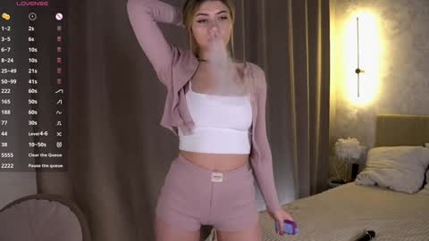 Ava 3 online show from 02-19-26, 03:30