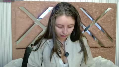 Snapshot of _isaabellaa chatting on 06-09-26, 12:39 Isa online show from 06-09-26, 12:39