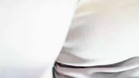 Snapshot of _iuiu_ chatting on 01-05-25, 02:08 UU online show from 01-05-25, 02:08