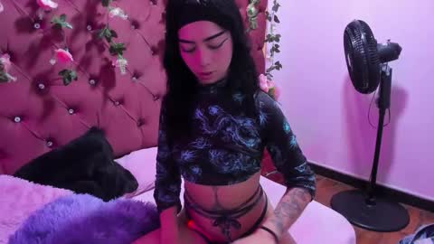  Ivy Luna online show from 04-22-26, 07:04