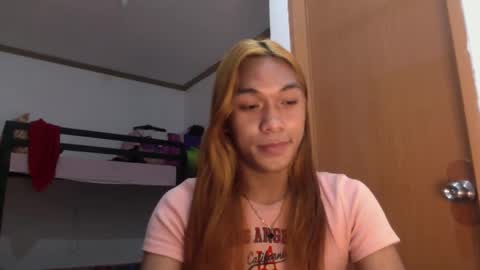 Snapshot of _iwantyourx chatting on 10-20-25, 10:10 KIA online show from 10-20-25, 10:10