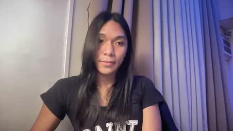 Snapshot of _iwantyourx chatting on 03-17-26, 04:54 KIA online show from 03-17-26, 04:54