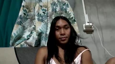 Snapshot of _iwantyourx chatting on 05-08-26, 04:45 KIA online show from 05-08-26, 04:45