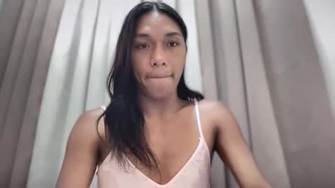 Snapshot of _iwantyourx chatting on 05-09-26, 10:31 KIA online show from 05-09-26, 10:31