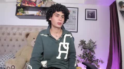 Snapshot of _jaay77 chatting on 12-10-24, 10:26 Jay online show from 12-10-24, 10:26