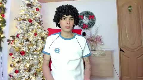 Snapshot of _jaay77 chatting on 12-29-24, 07:43 Jay online show from 12-29-24, 07:43