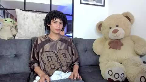 Snapshot of _jaay77 chatting on 01-15-25, 10:24 Jay online show from 01-15-25, 10:24