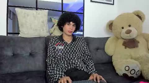 Snapshot of _jaay77 chatting on 01-19-25, 05:37 Jay online show from 01-19-25, 05:37