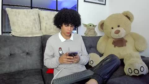 Snapshot of _jaay77 chatting on 01-20-25, 02:53 Jay online show from 01-20-25, 02:53