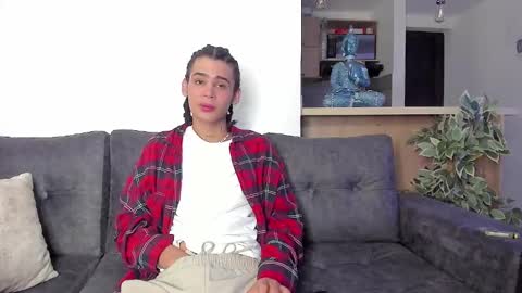 Snapshot of _jaay77 chatting on 02-19-25, 06:33 Jay online show from 02-19-25, 06:33