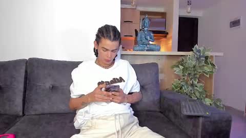 Snapshot of _jaay77 chatting on 02-21-25, 03:10 Jay online show from 02-21-25, 03:10