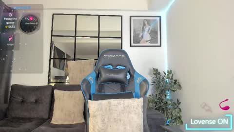 Snapshot of _jaay77 chatting on 09-27-25, 12:04 Jay online show from 09-27-25, 12:04