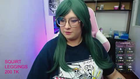 _jadee_p_ online show from 10-18-25, 04:04