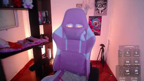 _jadee_p_ online show from 12-16-25, 04:28