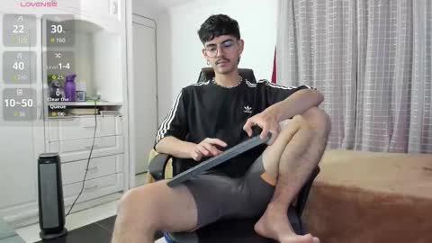 James online show from 03-10-26, 03:33