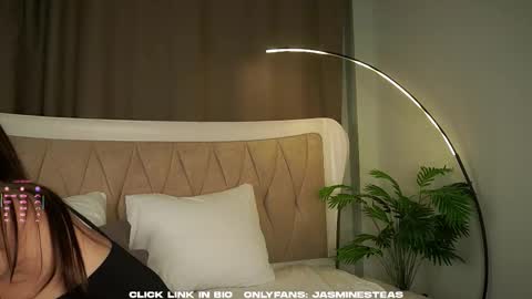 Candy online show from 10-14-25, 02:12