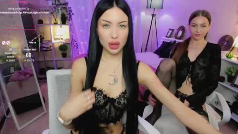 Jess blond and Leila brunette online show from 02-20-26, 01:11