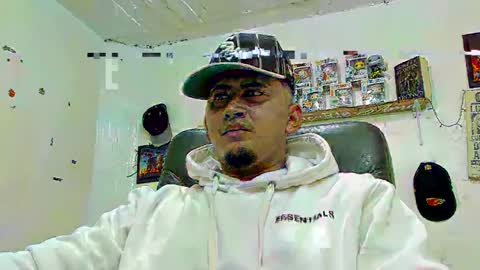 Snapshot of _jordanxxiii chatting on 02-02-25, 05:15 jordan online show from 02-02-25, 05:15