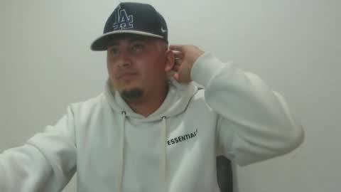 Snapshot of _jordanxxiii chatting on 02-28-25, 03:59 jordan online show from 02-28-25, 03:59