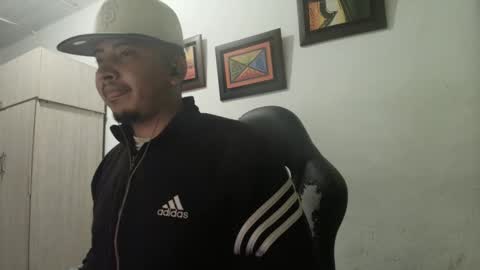 Snapshot of _jordanxxiii chatting on 10-10-25, 05:28 jordan online show from 10-10-25, 05:28