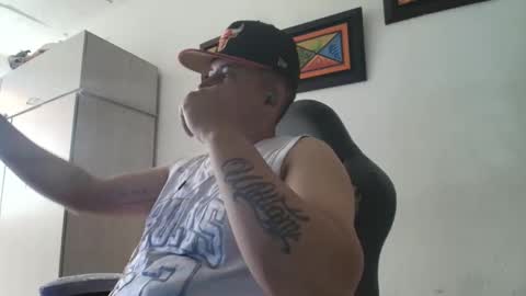 Snapshot of _jordanxxiii chatting on 10-21-25, 07:03 jordan online show from 10-21-25, 07:03