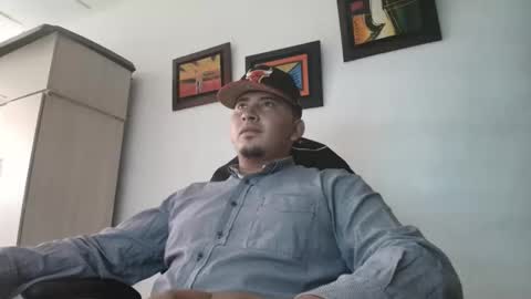 Snapshot of _jordanxxiii chatting on 10-25-25, 08:25 jordan online show from 10-25-25, 08:25