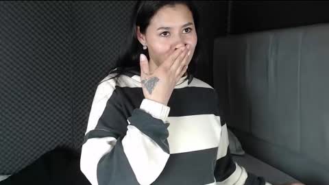 Snapshot of _joy_iva chatting on 01-07-26, 10:12 joy online show from 01-07-26, 10:12