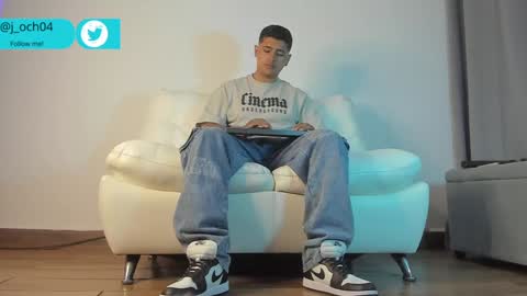 Snapshot of _juanes__ chatting on 01-17-25, 01:57 _juanes__ online show from 01-17-25, 01:57