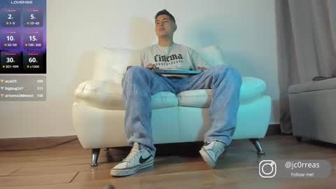 Snapshot of _juanes__ chatting on 02-20-25, 03:23 _juanes__ online show from 02-20-25, 03:23