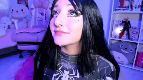 JULIANA online show from 02-13-25, 04:39