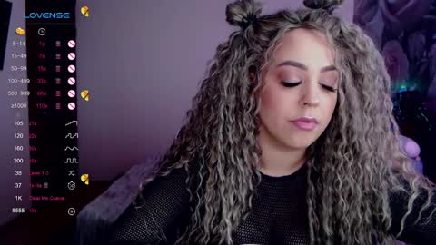 _just_a_queen_3 online show from 01-22-25, 06:20