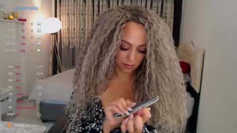 _just_a_queen_3 online show from 09-08-25, 04:28