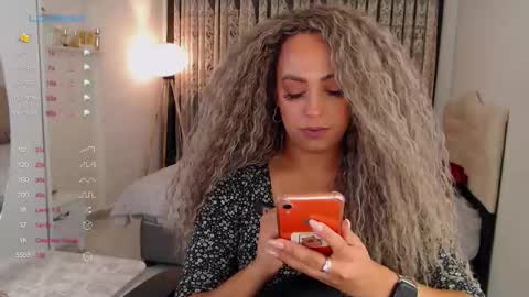 _just_a_queen_3 online show from 09-13-25, 04:40