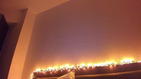 _just_a_simple_girl online show from 01-10-25, 03:58